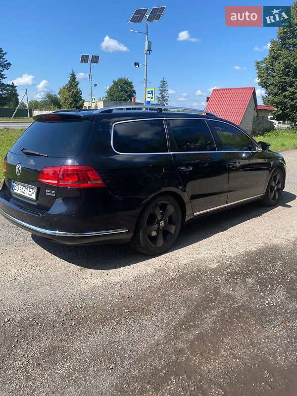 Универсал Volkswagen Passat 2012 в Стрые
