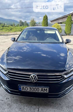 Седан Volkswagen Passat 2018 в Тячеве