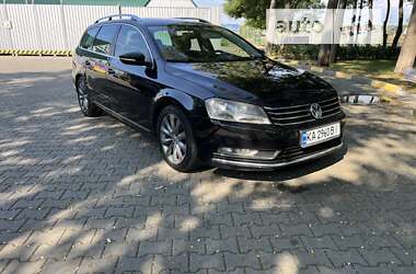 Универсал Volkswagen Passat 2011 в Александрие