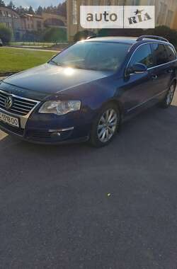 Универсал Volkswagen Passat 2010 в Новояворовске