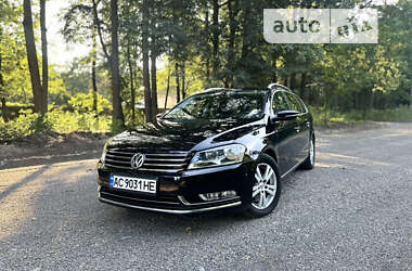 Универсал Volkswagen Passat 2012 в Луцке