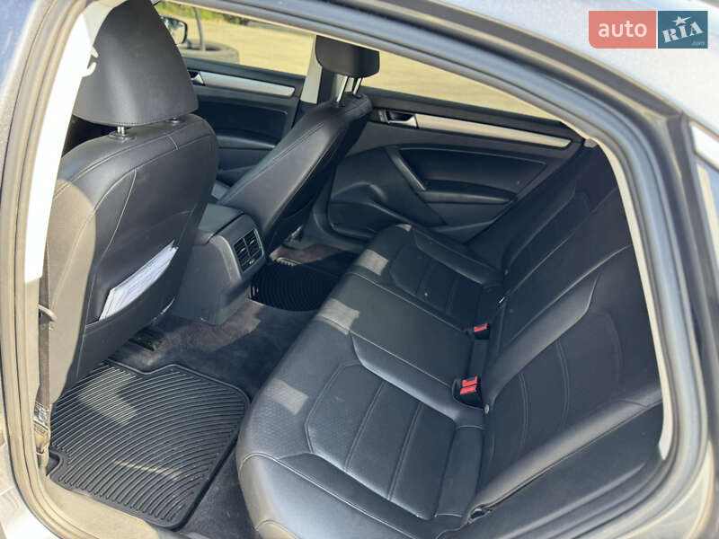 Седан Volkswagen Passat 2013 в Хмельнике фото 13 Седан Volkswagen Passat 2013 в Хмельнике