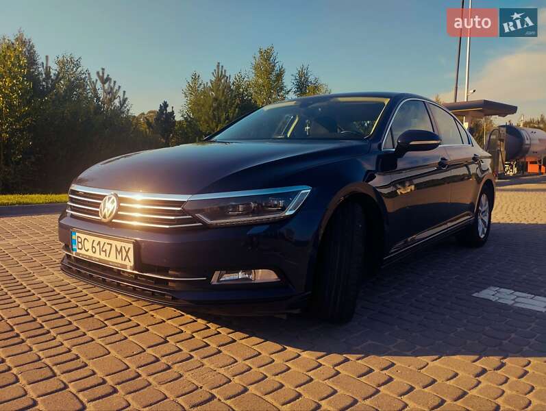 Седан Volkswagen Passat 2017 в Миколаєві