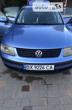 Седан Volkswagen Passat 1997 в Сатанові