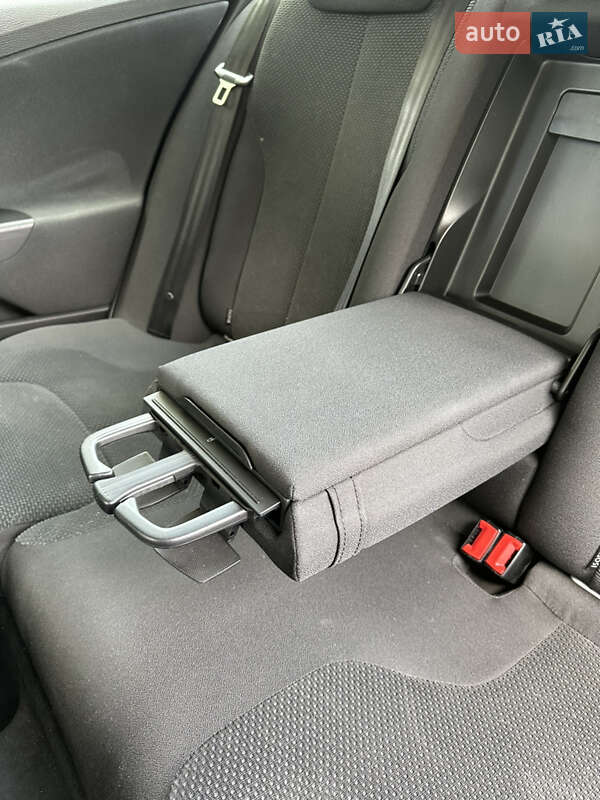 Седан Volkswagen Passat 2006 в Ивано-Франковске