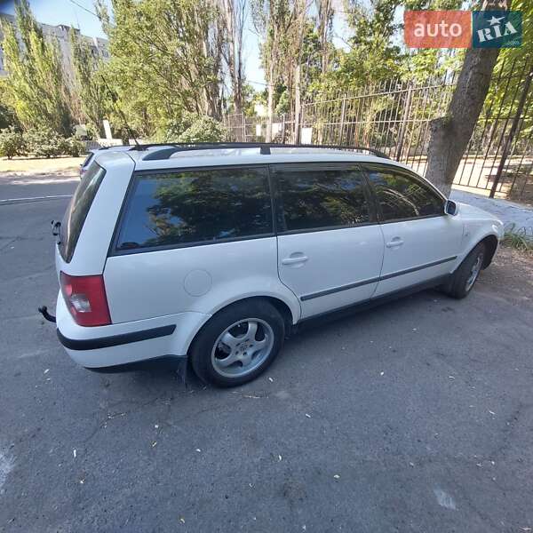 Универсал Volkswagen Passat 2002 в Херсоне
