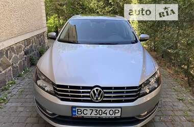 Седан Volkswagen Passat 2014 в Львові