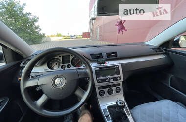 Універсал Volkswagen Passat 2007 в Гайсину