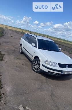 Універсал Volkswagen Passat 2000 в Сновську