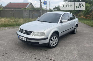 Седан Volkswagen Passat 2001 в Одесі