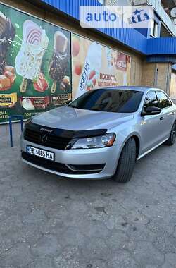 Седан Volkswagen Passat 2011 в Снигиревке