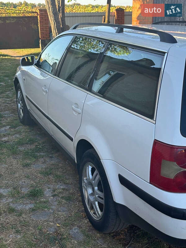 Універсал Volkswagen Passat 2001 в Тульчині