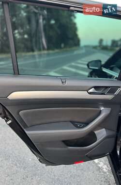 Универсал Volkswagen Passat 2016 в 