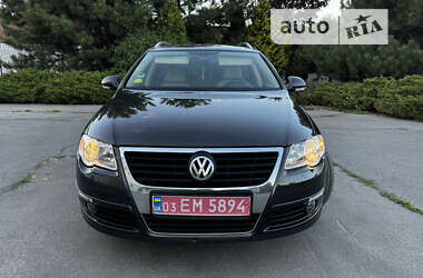 Універсал Volkswagen Passat 2010 в Полтаві