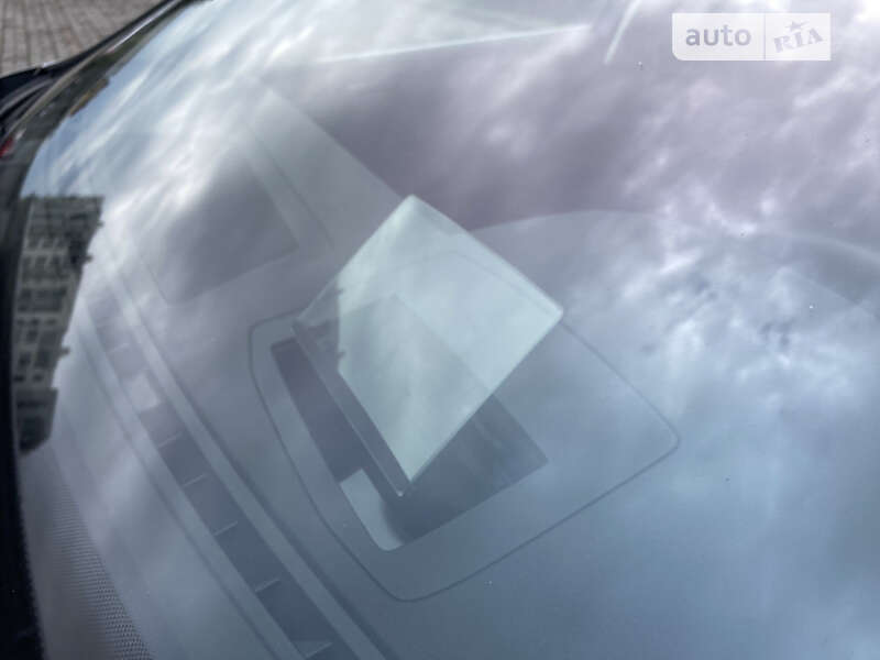 Универсал Volkswagen Passat 2017 в Львове