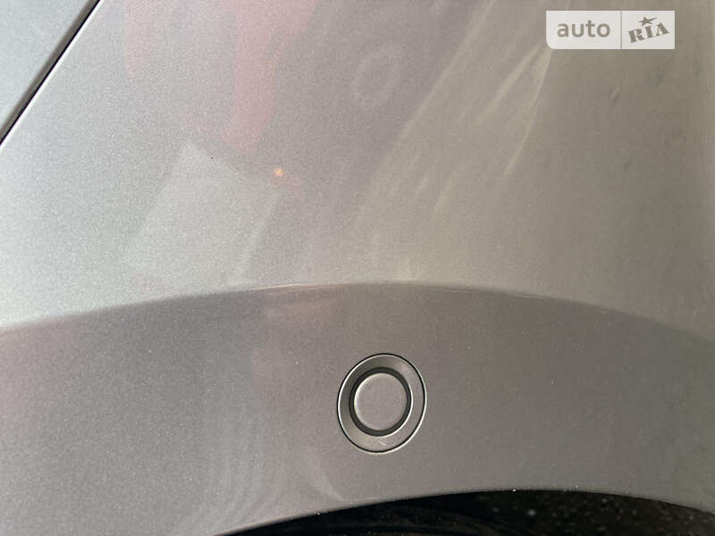 Универсал Volkswagen Passat 2017 в Львове