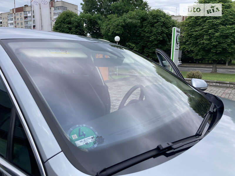 Универсал Volkswagen Passat 2017 в Львове