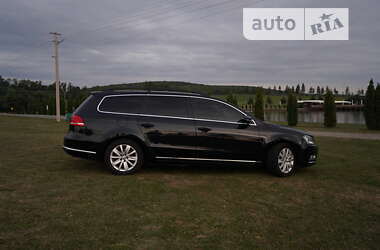 Универсал Volkswagen Passat 2012 в Черновцах