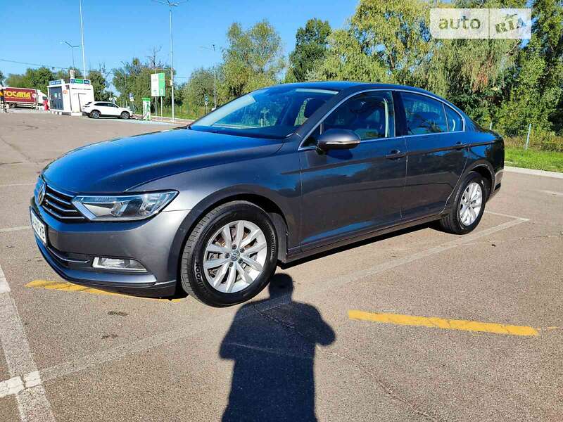 Седан Volkswagen Passat 2017 в Коцюбинском фото 5 Седан Volkswagen Passat 2017 в Коцюбинском
