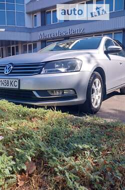 Універсал Volkswagen Passat 2014 в Миколаєві