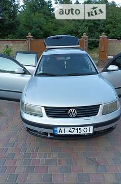 Універсал Volkswagen Passat 1999 в Вишгороді