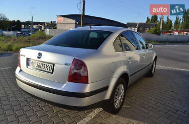 Седан Volkswagen Passat 2003 в Вінниці