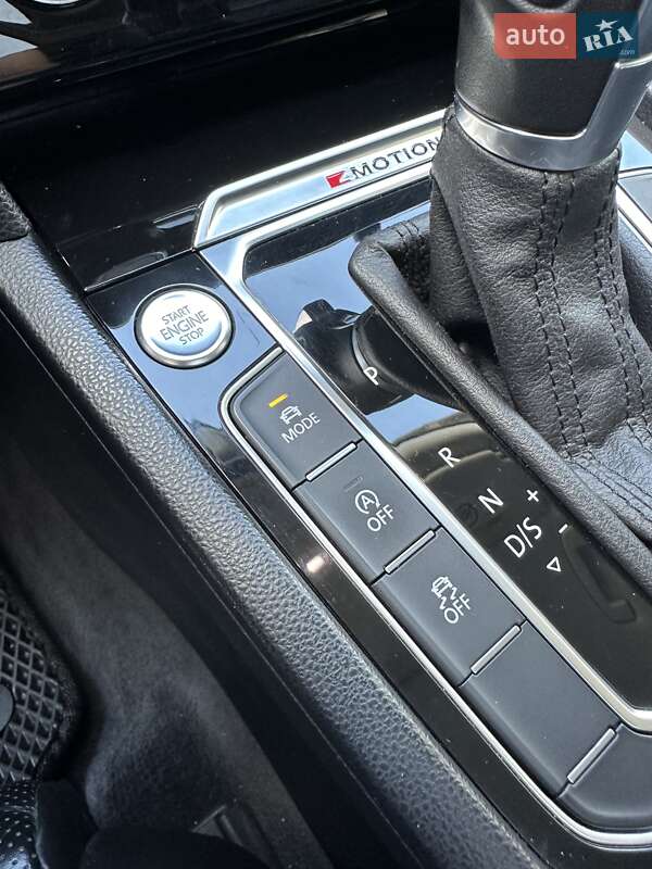 Універсал Volkswagen Passat 2015 в Києві