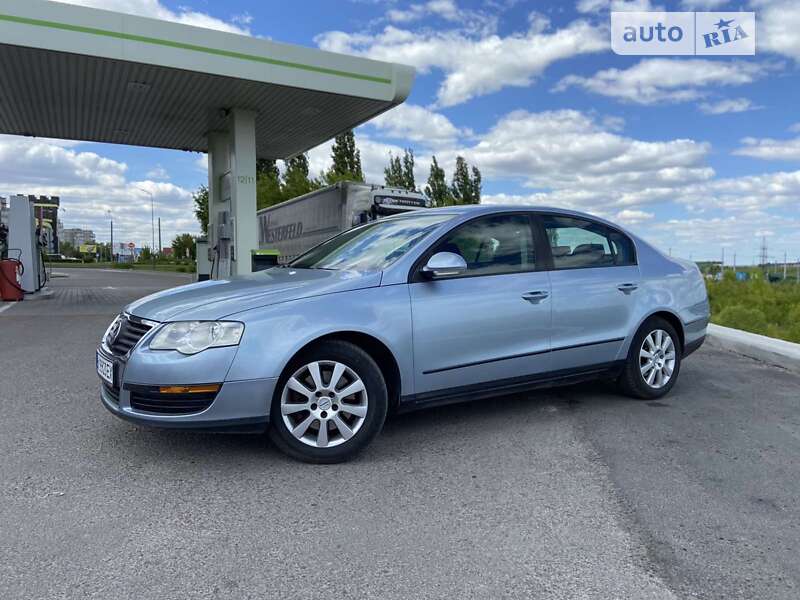 Седан Volkswagen Passat 2005 в Здолбунове фото 4 Седан Volkswagen Passat 2005 в Здолбунове