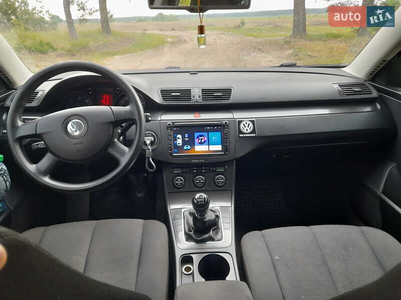 Универсал Volkswagen Passat 2006 в Костополе
