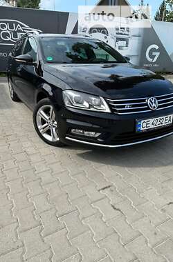 Універсал Volkswagen Passat 2013 в Чернівцях