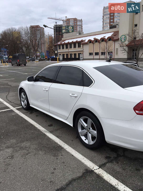 Седан Volkswagen Passat 2013 в Броварах