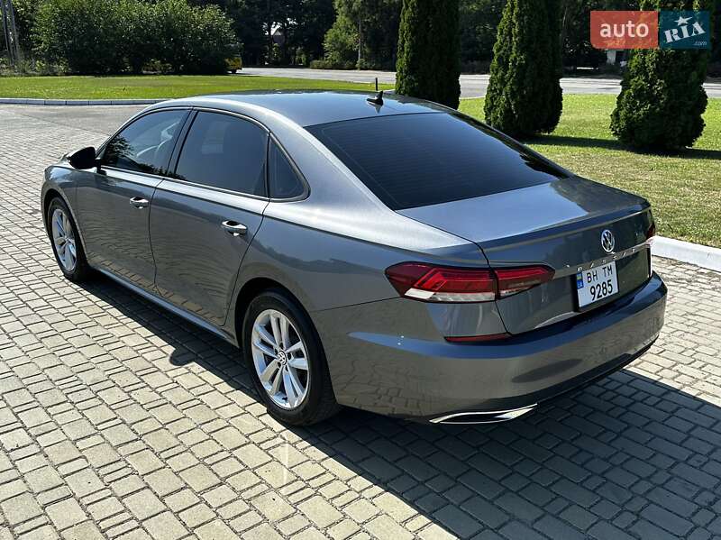 Седан Volkswagen Passat 2019 в Одесі