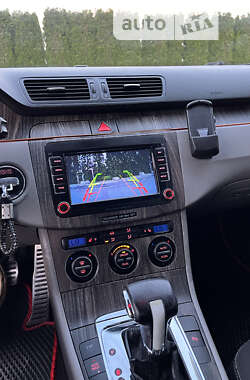Седан Volkswagen Passat 2005 в 