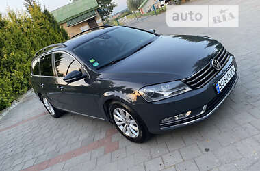 Универсал Volkswagen Passat 2013 в Львове