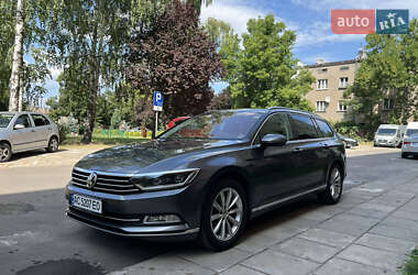 Універсал Volkswagen Passat 2016 в Луцьку