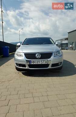 Седан Volkswagen Passat 2006 в Тячеві