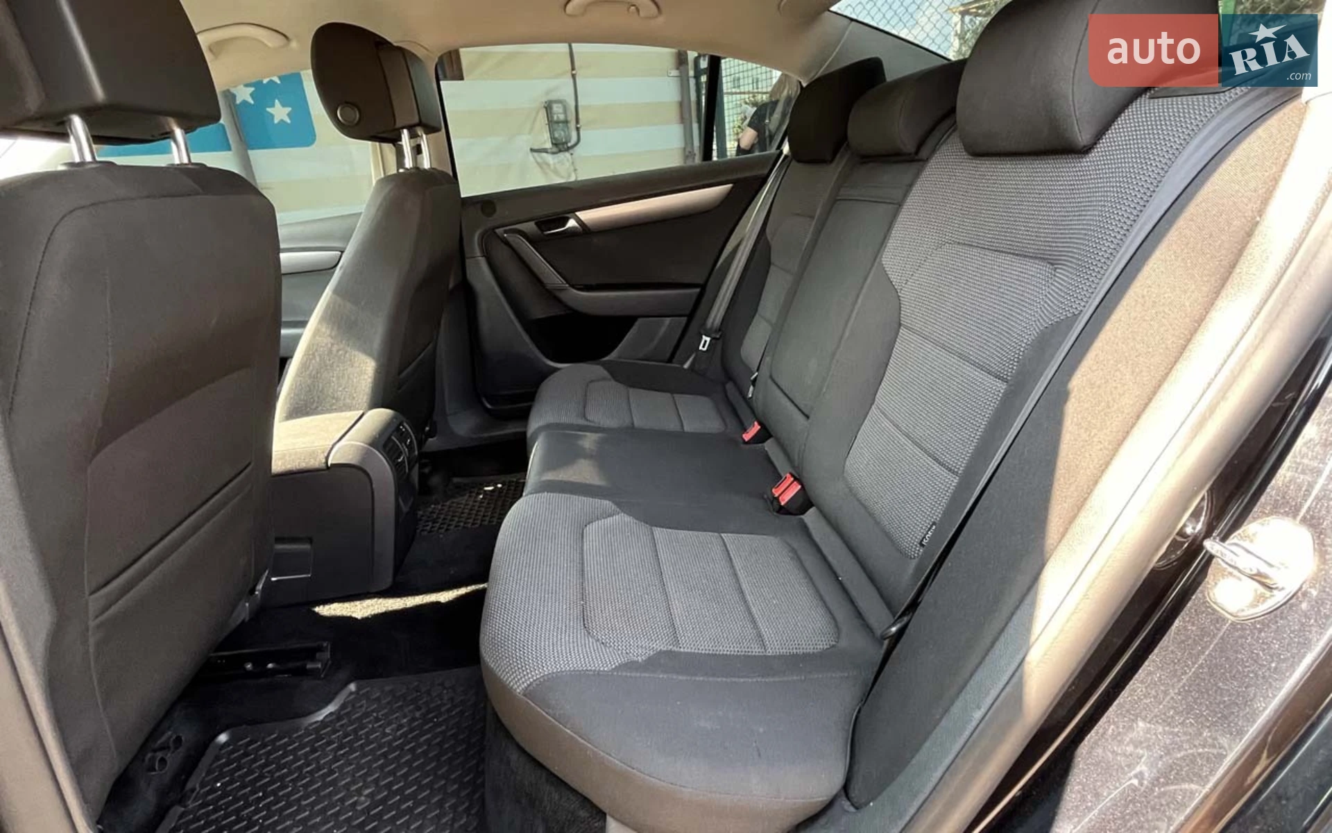2011 Volkswagen Passat - мініатюра 21