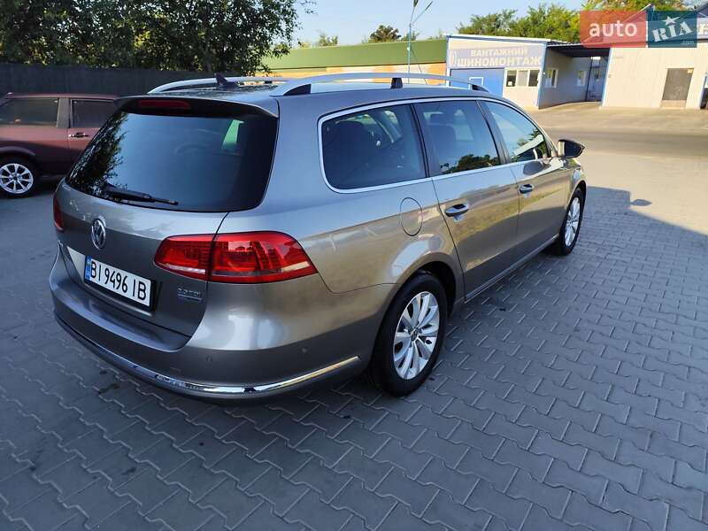 Универсал Volkswagen Passat 2014 в Гадяче