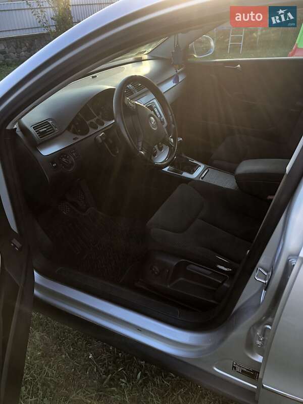 Універсал Volkswagen Passat 2008 в Вижниці