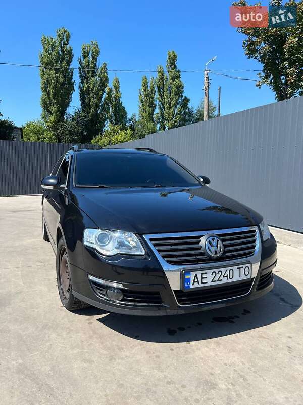 Універсал Volkswagen Passat 2006 в Дніпрі
