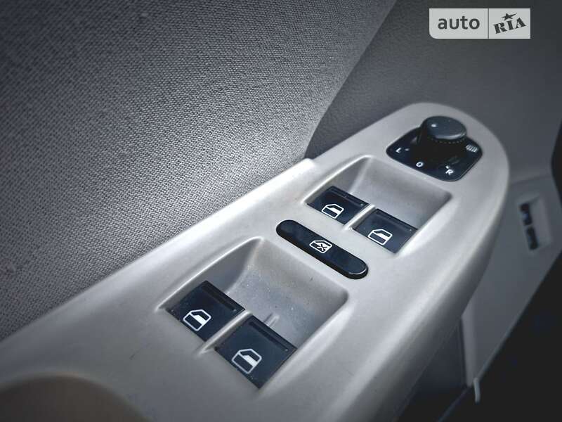 Универсал Volkswagen Passat 2010 в Одессе фото 30 Универсал Volkswagen Passat 2010 в Одессе