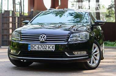 Універсал Volkswagen Passat 2012 в Львові