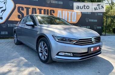 Седан Volkswagen Passat 2017 в Хмельницком