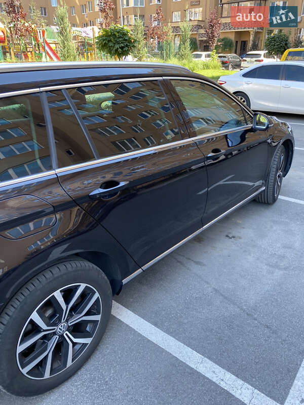Універсал Volkswagen Passat 2017 в Києві