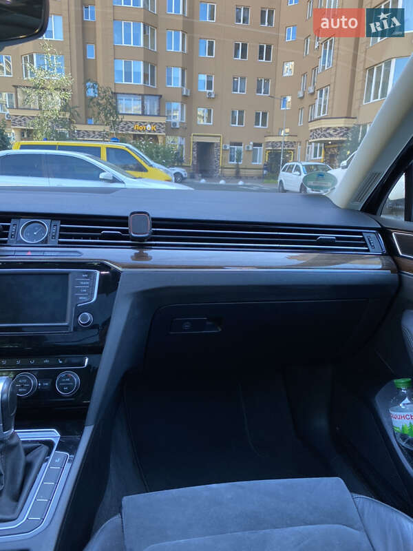 Універсал Volkswagen Passat 2017 в Києві