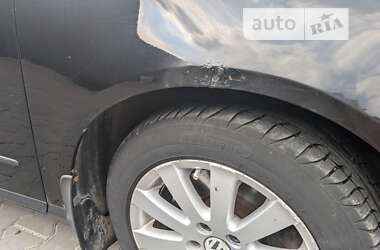 Седан Volkswagen Passat 2008 в Чернівцях