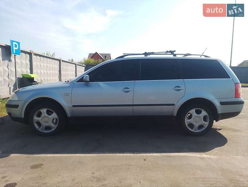 Универсал Volkswagen Passat 2002 в Гайсине