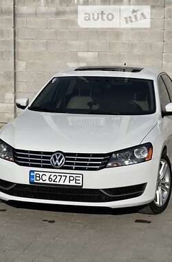 Седан Volkswagen Passat 2013 в Львове