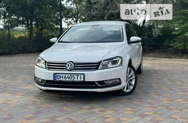 Седан Volkswagen Passat 2012 в Сараті