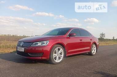 Седан Volkswagen Passat 2015 в Александровке